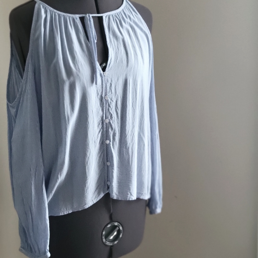 Cold shoulder lightweight Striped Shirt S